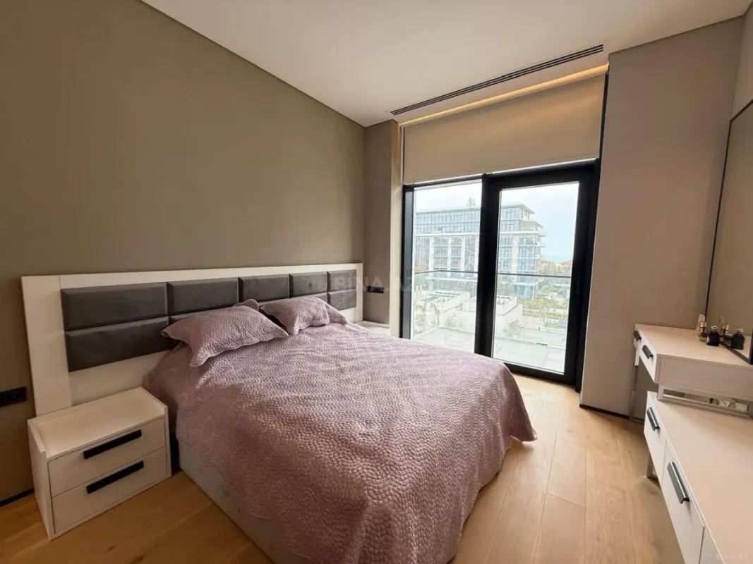 Satılır 2 otaqlı mənzil 73.6 m²