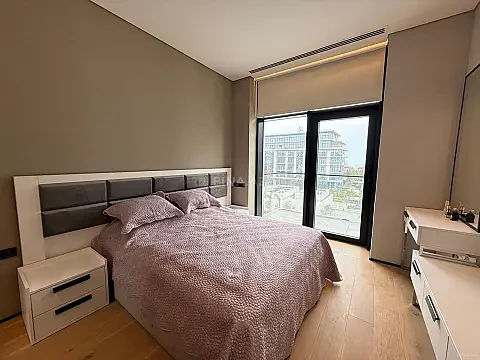 Satılır 2 otaqlı mənzil 73.6 m²
