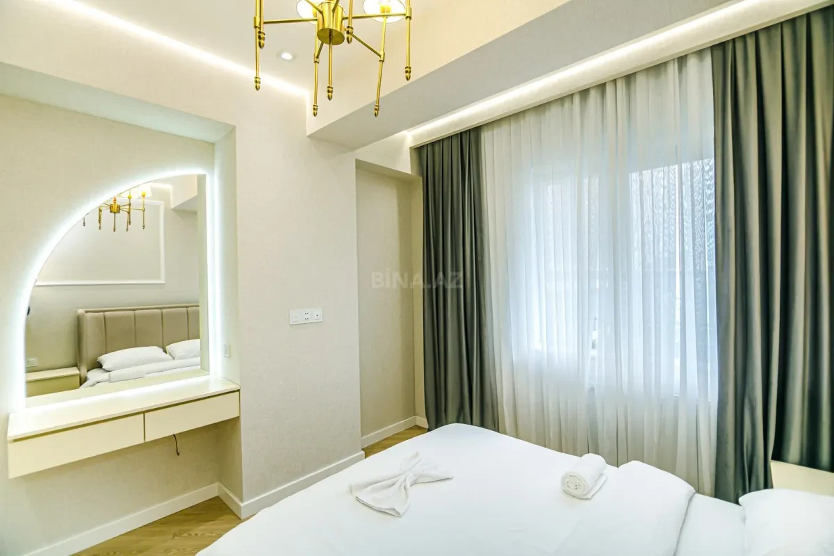 Kirayə verilir 2 otaqlı mənzil 98 m²