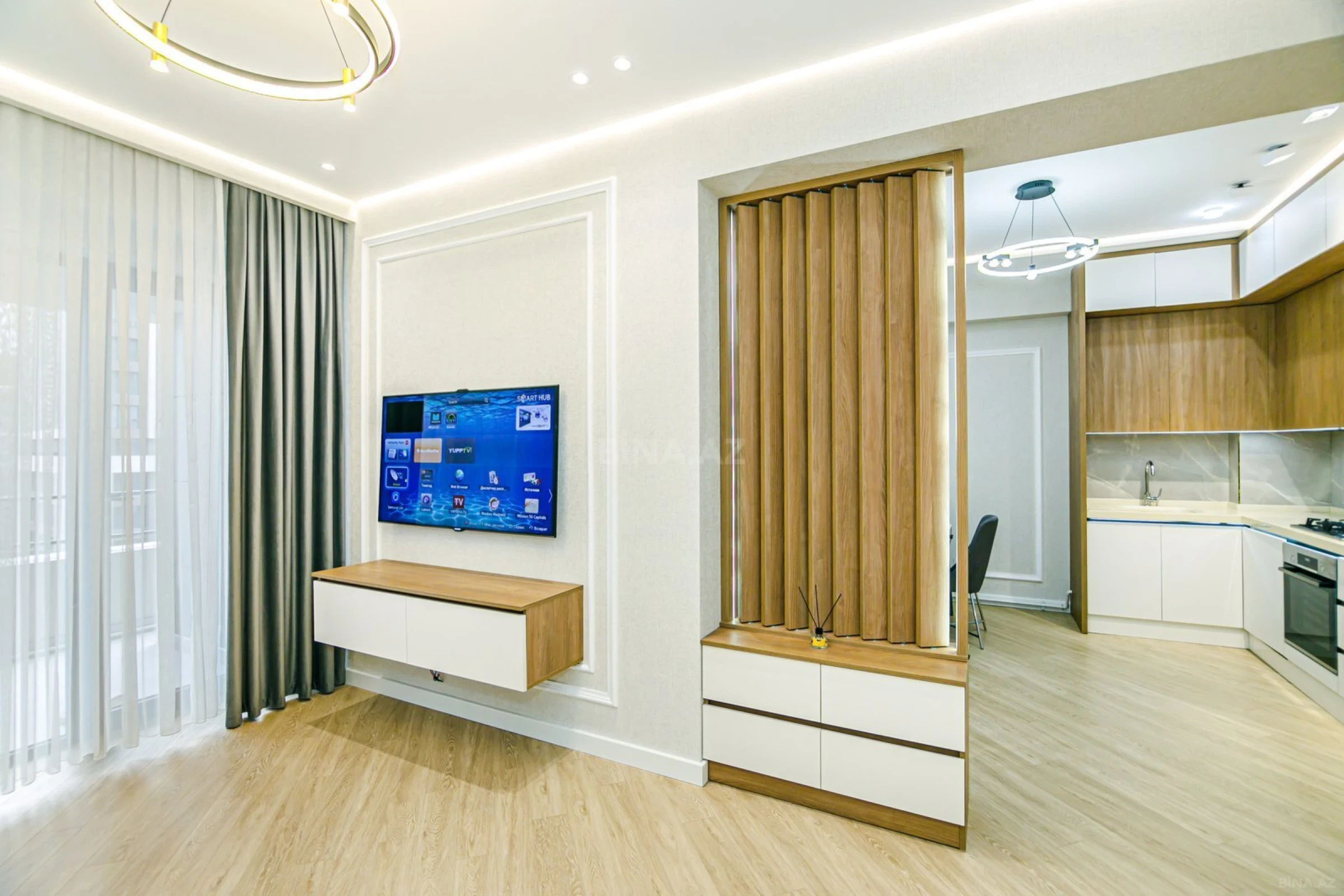 Kirayə verilir 2 otaqlı mənzil 98 m²
