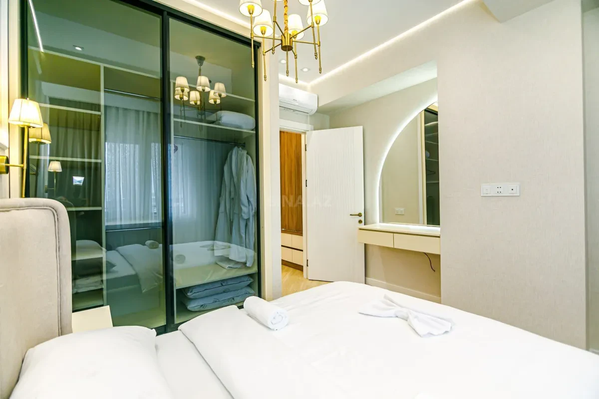 Kirayə verilir 2 otaqlı mənzil 98 m²