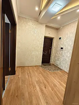 Satılır 3 otaqlı mənzil 112 m²
