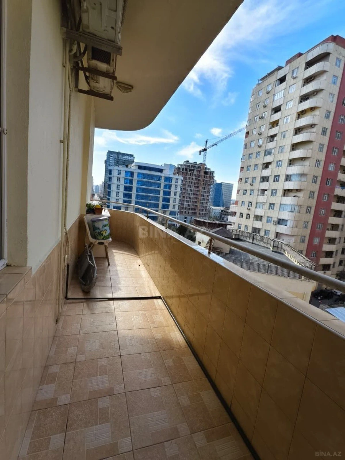 Satılır 3 otaqlı mənzil 112 m²
