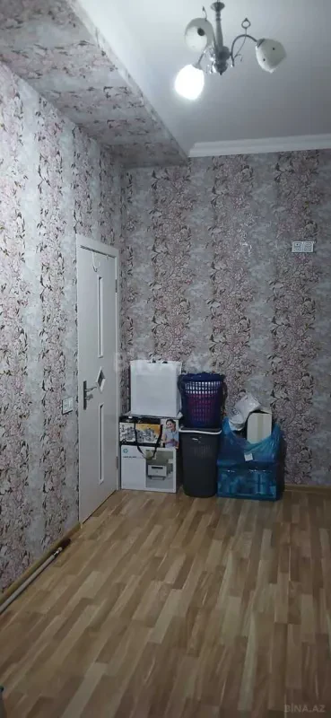 Satılır 3 otaqlı mənzil 133 m²