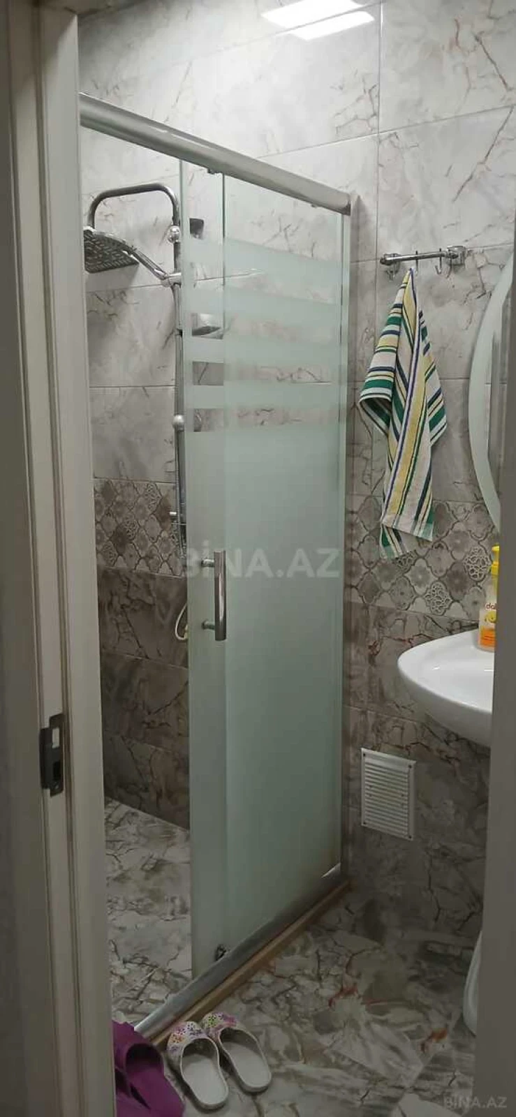Satılır 3 otaqlı mənzil 133 m²