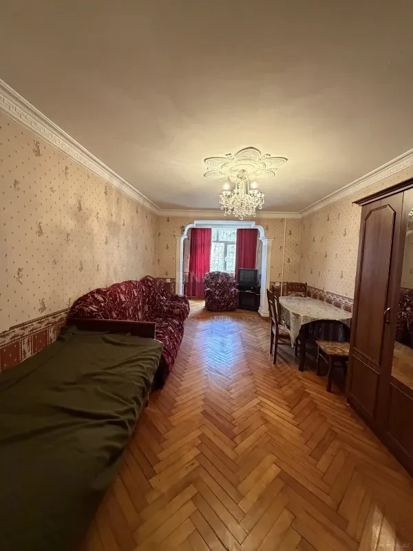 Kirayə verilir 3 otaqlı mənzil 75 m²