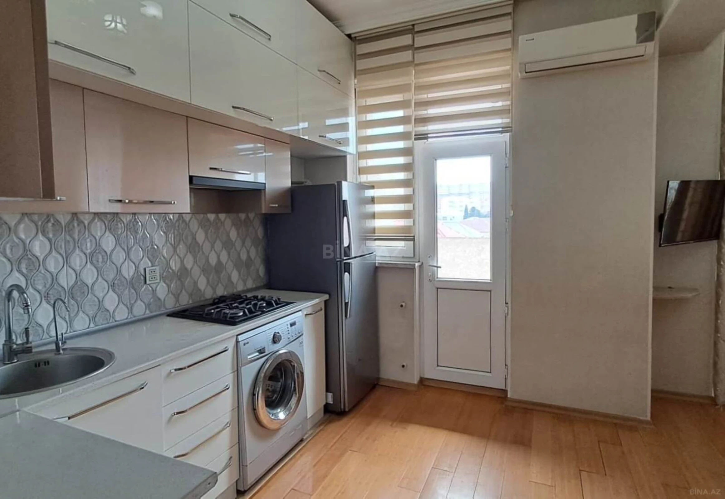 Satılır 2 otaqlı mənzil 41 m²