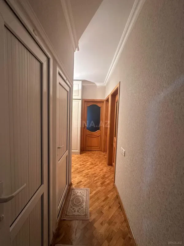 Satılır 4 otaqlı mənzil 90 m²