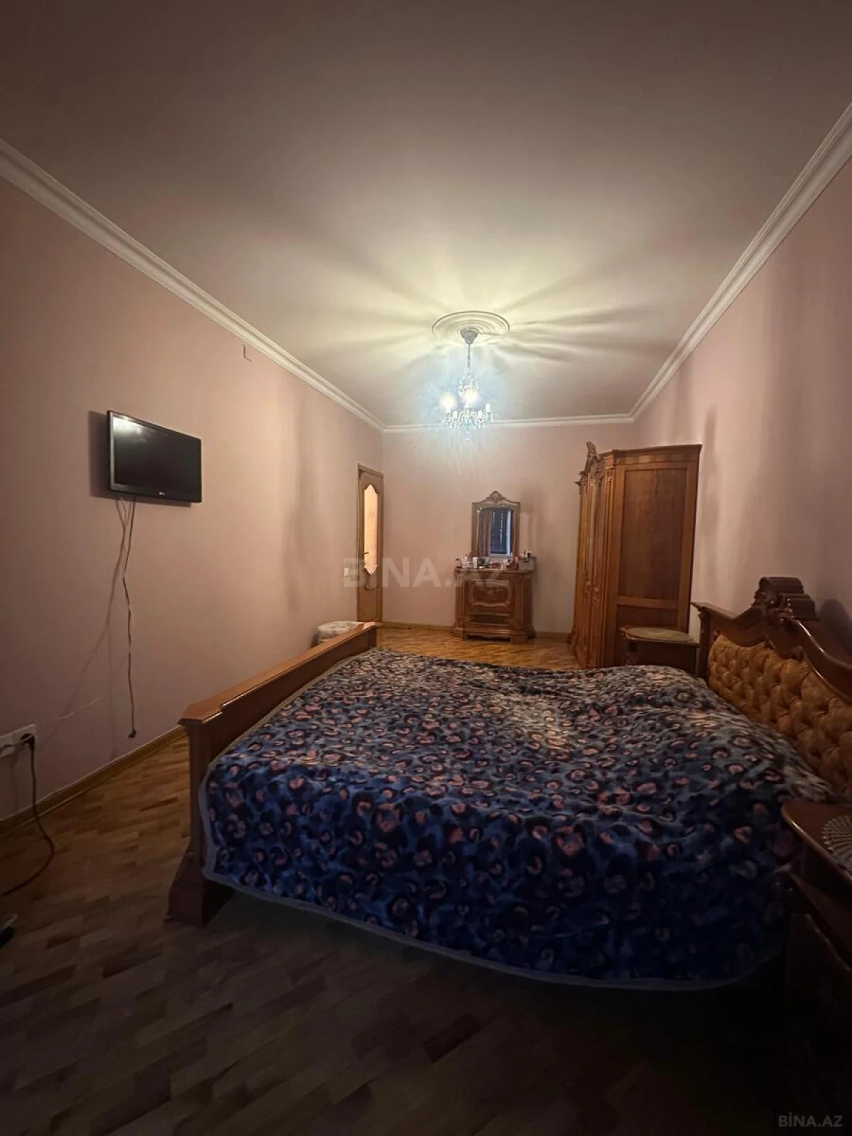 Satılır 4 otaqlı mənzil 90 m²