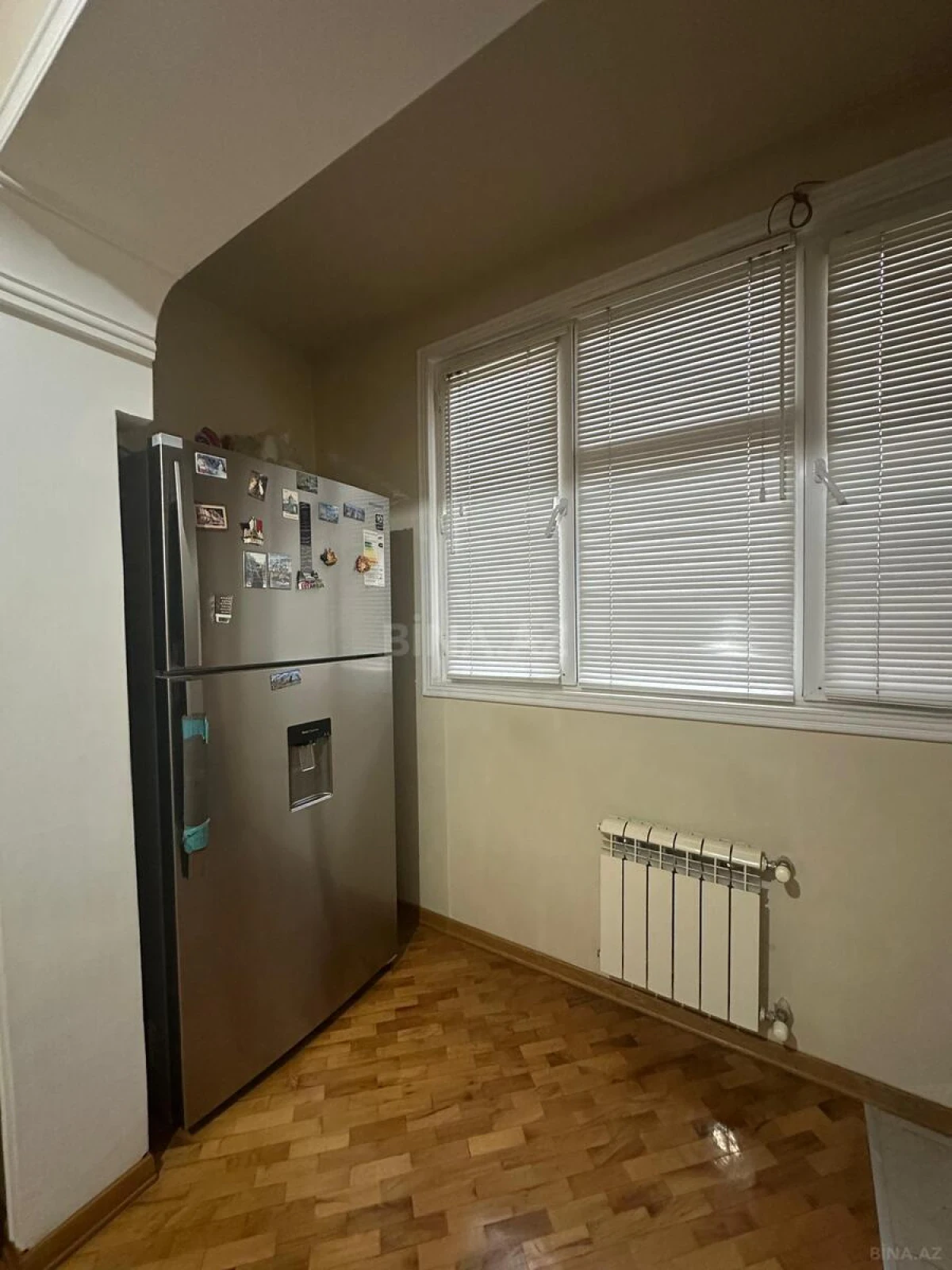 Satılır 4 otaqlı mənzil 90 m²
