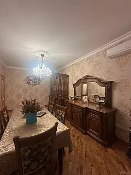 Satılır 4 otaqlı mənzil 90 m²