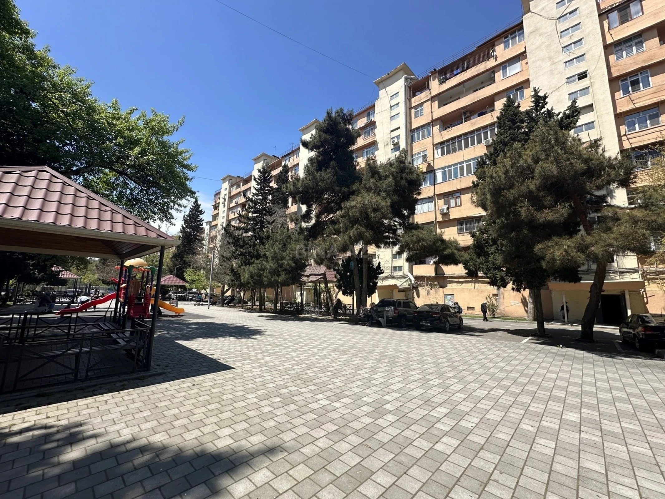 Satılır 3 otaqlı mənzil 80 m²