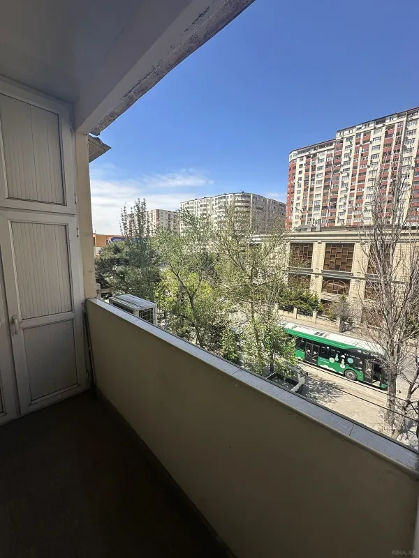 Satılır 3 otaqlı mənzil 80 m²