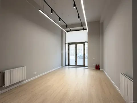 Satılır obyekt 57 m²