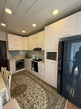 Satılır 2 otaqlı mənzil 73 m²
