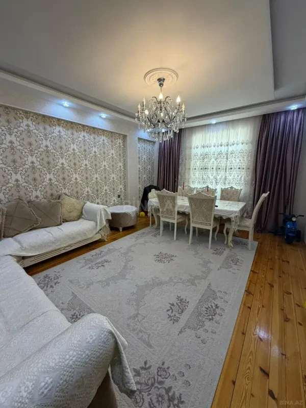 Satılır 2 otaqlı mənzil 73 m²