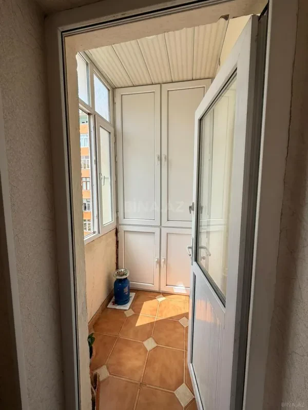 Satılır 2 otaqlı mənzil 73 m²