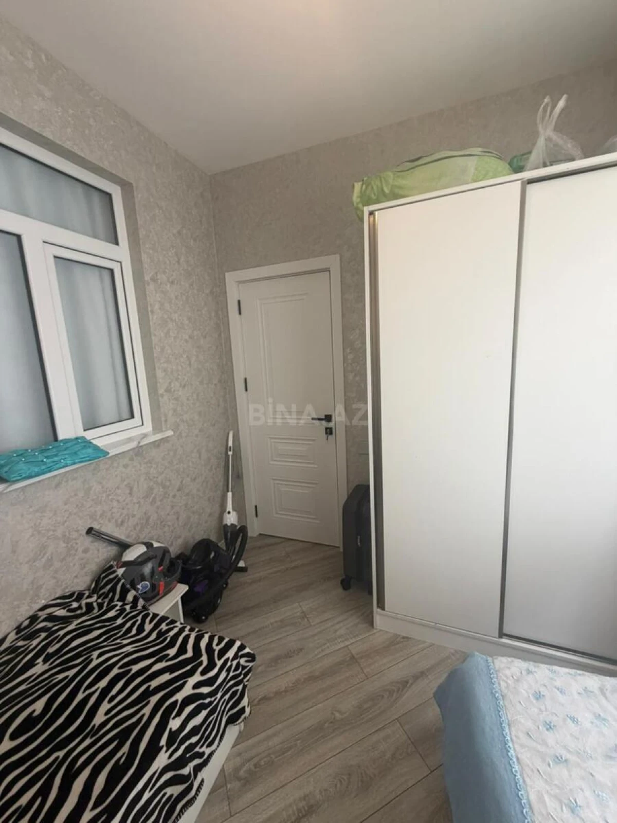 Satılır 3 otaqlı mənzil 54 m²
