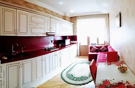 Satılır 4 otaqlı mənzil 170 m²