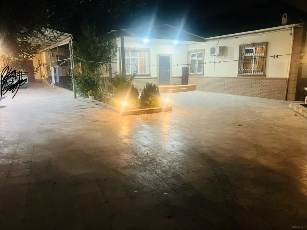 Satılır 7 otaqlı həyət evi 270 m²