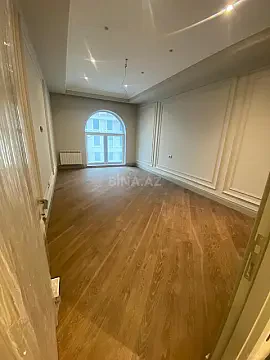 Satılır 2 otaqlı mənzil 93 m²