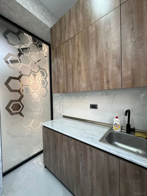 Kirayə verilir obyekt 130 m²
