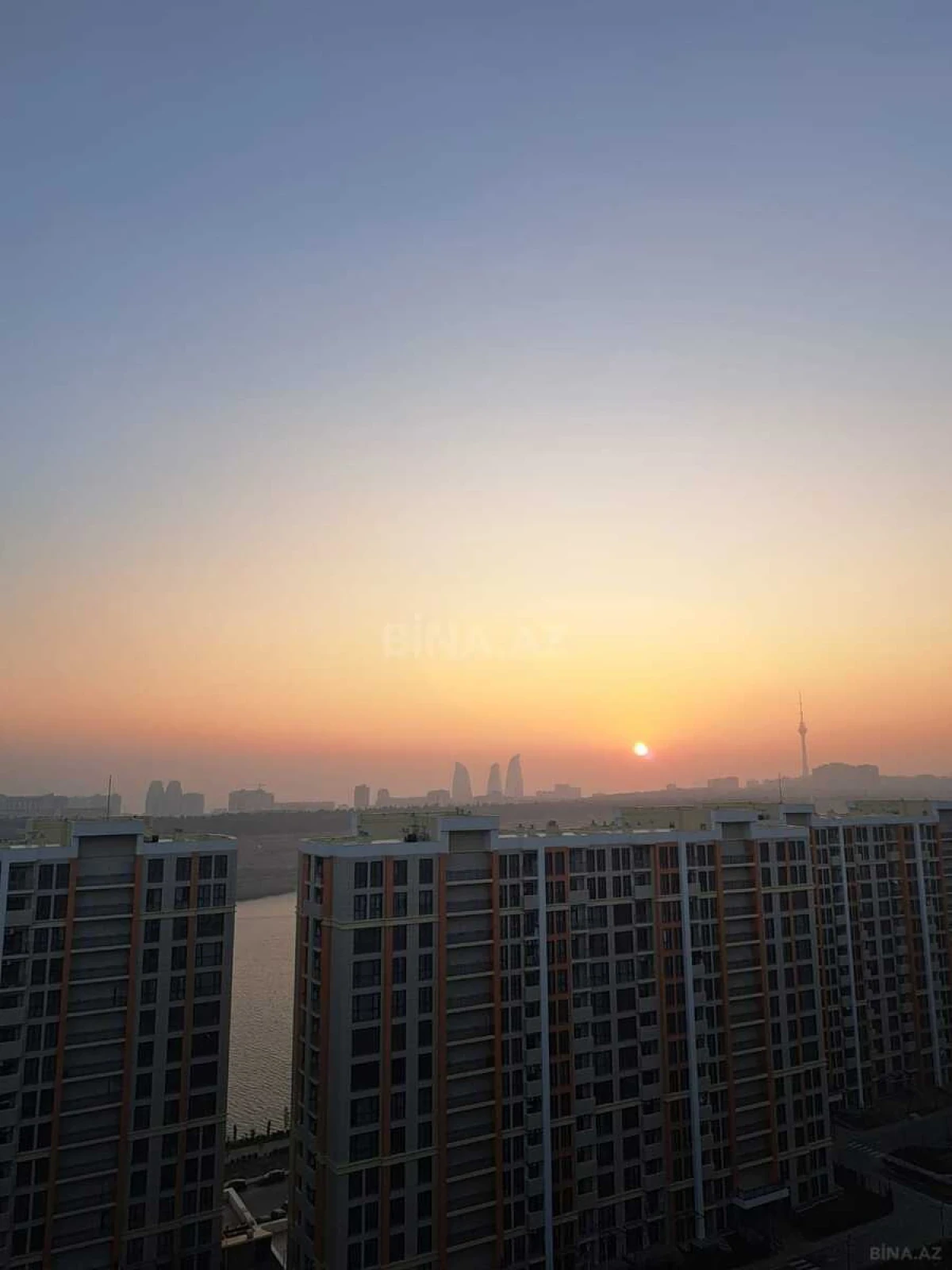 Kirayə verilir 2 otaqlı mənzil 55 m²