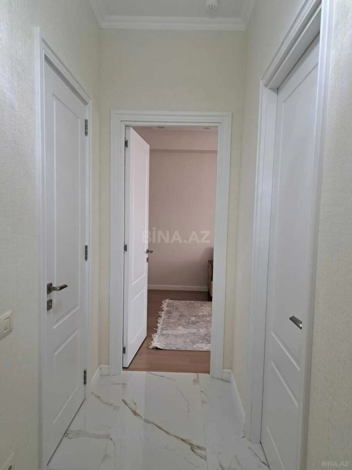 Kirayə verilir 2 otaqlı mənzil 55 m²
