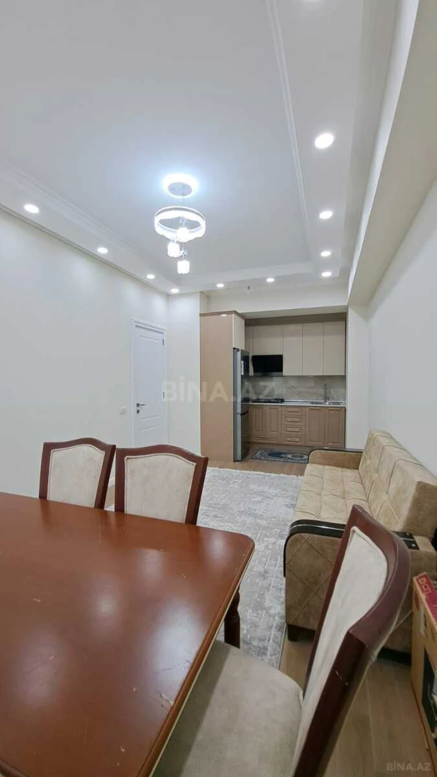 Kirayə verilir 2 otaqlı mənzil 55 m²
