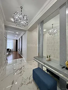 Satılır 3 otaqlı mənzil 130 m²