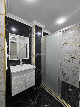 Satılır 2 otaqlı mənzil 68 m²