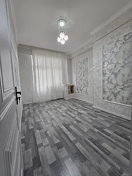 Satılır 2 otaqlı mənzil 68 m²