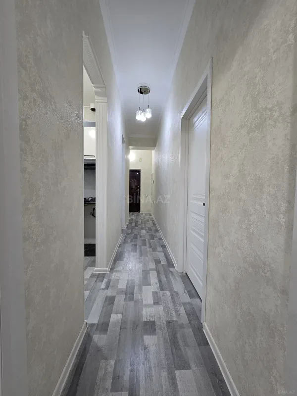 Satılır 2 otaqlı mənzil 68 m²