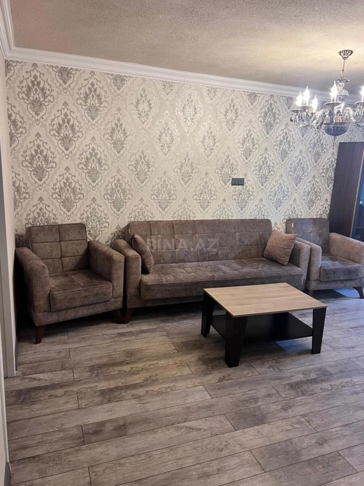 Satılır 3 otaqlı mənzil 64 m²