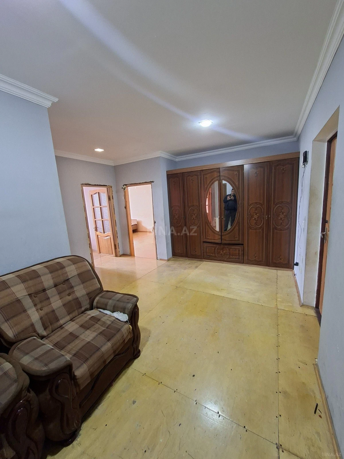 Kirayə verilir 2 otaqlı mənzil 100 m²