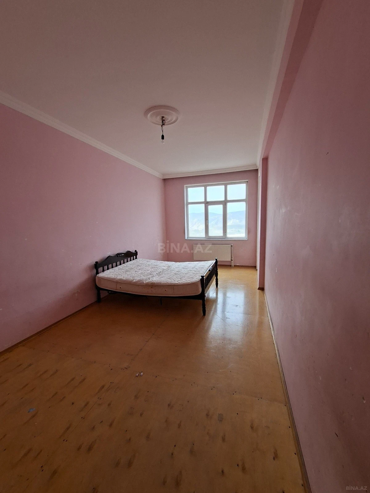 Kirayə verilir 2 otaqlı mənzil 100 m²