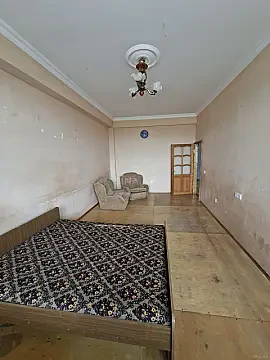 Kirayə verilir 2 otaqlı mənzil 100 m²