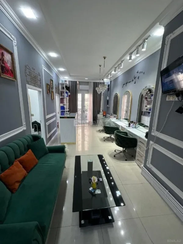 Satılır obyekt 100 m²