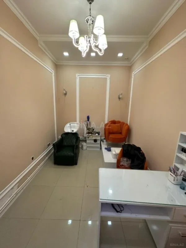 Satılır obyekt 100 m²