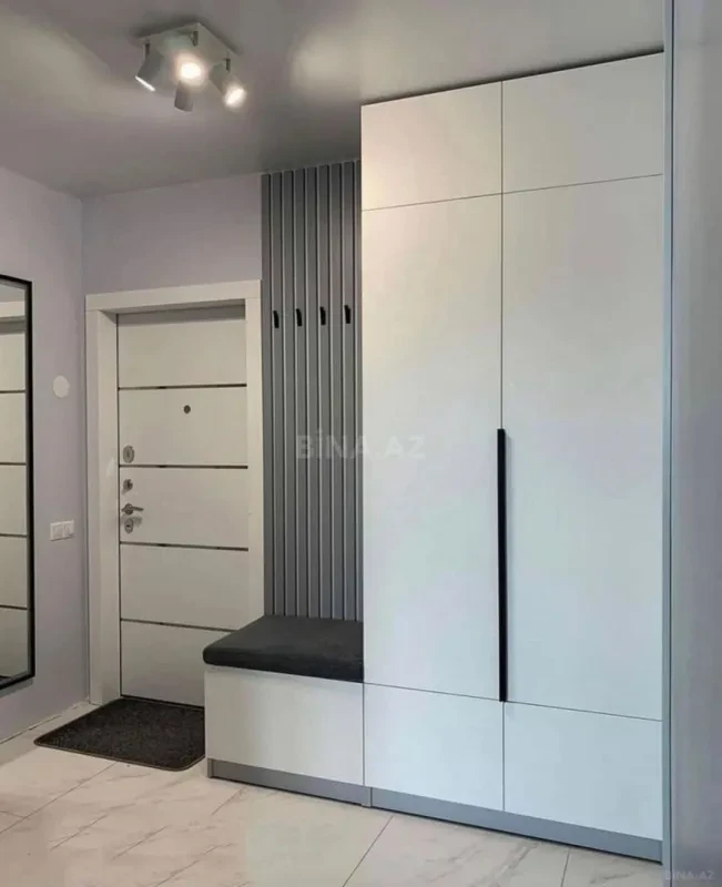 Kirayə verilir 2 otaqlı mənzil 70 m²