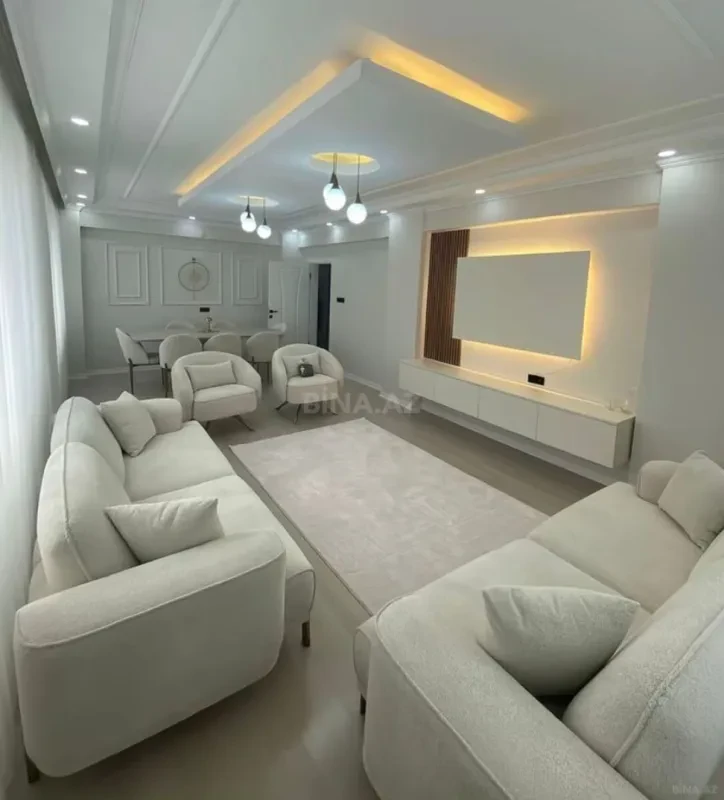 Kirayə verilir 2 otaqlı mənzil 70 m²