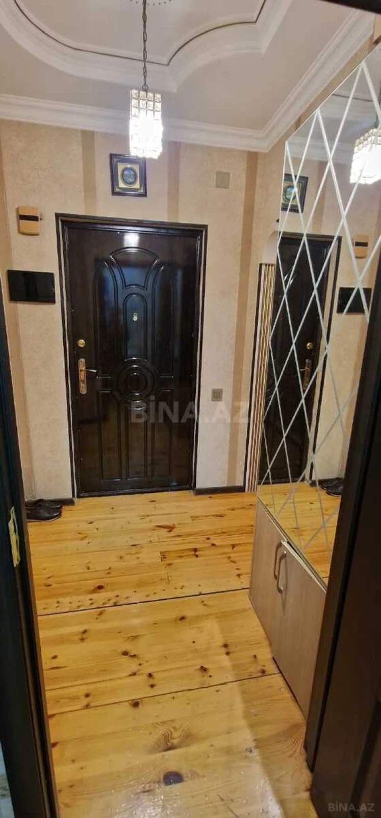 Satılır 2 otaqlı mənzil 55 m²
