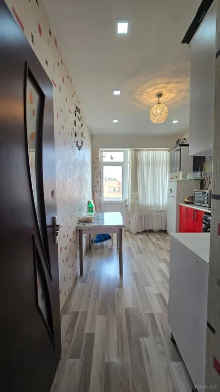 Satılır 3 otaqlı mənzil 83 m²