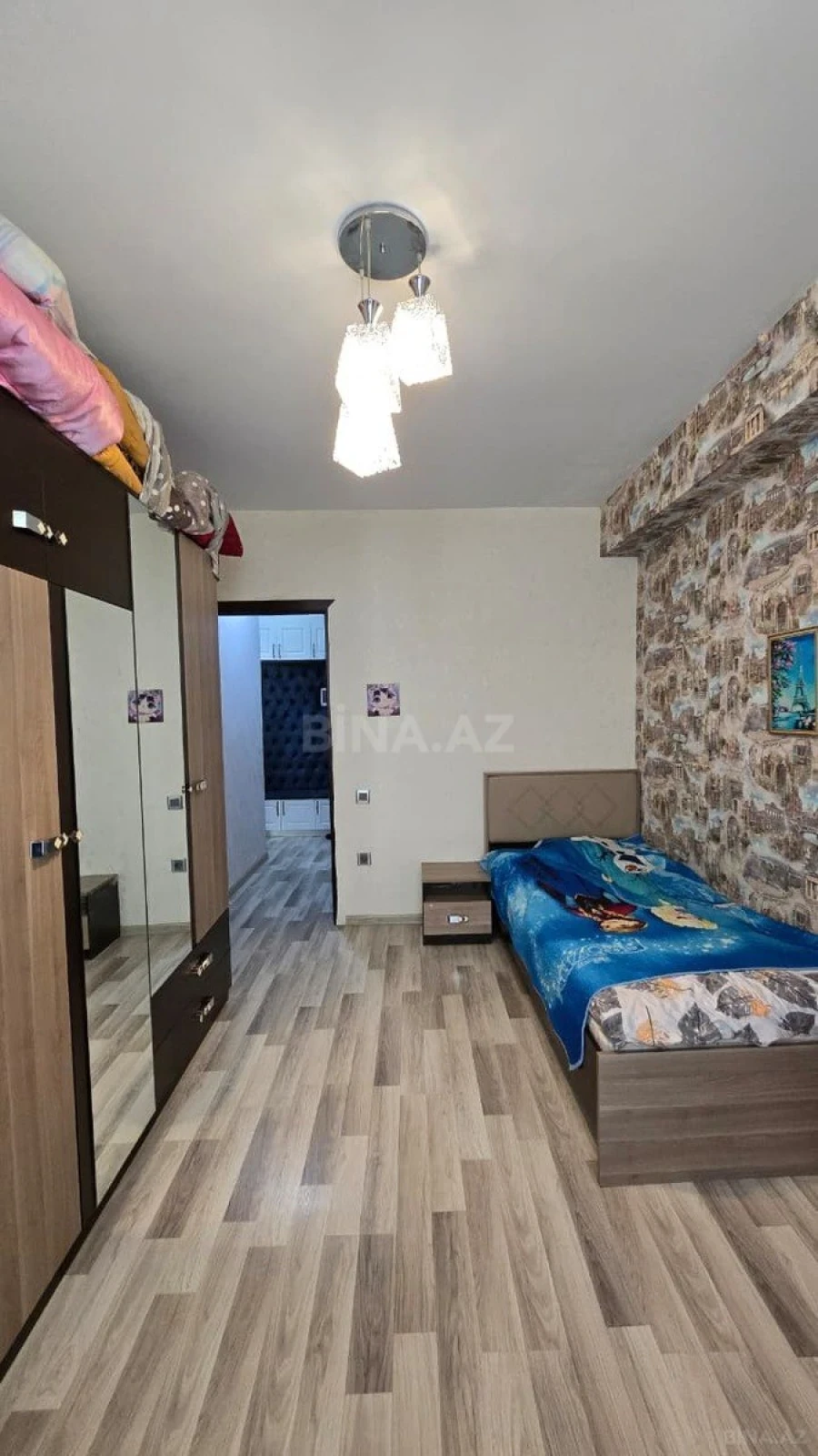 Satılır 3 otaqlı mənzil 83 m²