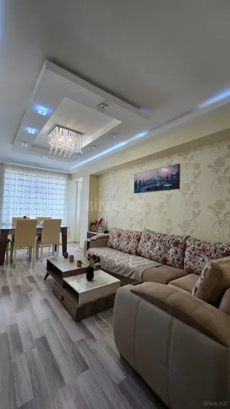 Satılır 3 otaqlı mənzil 83 m²