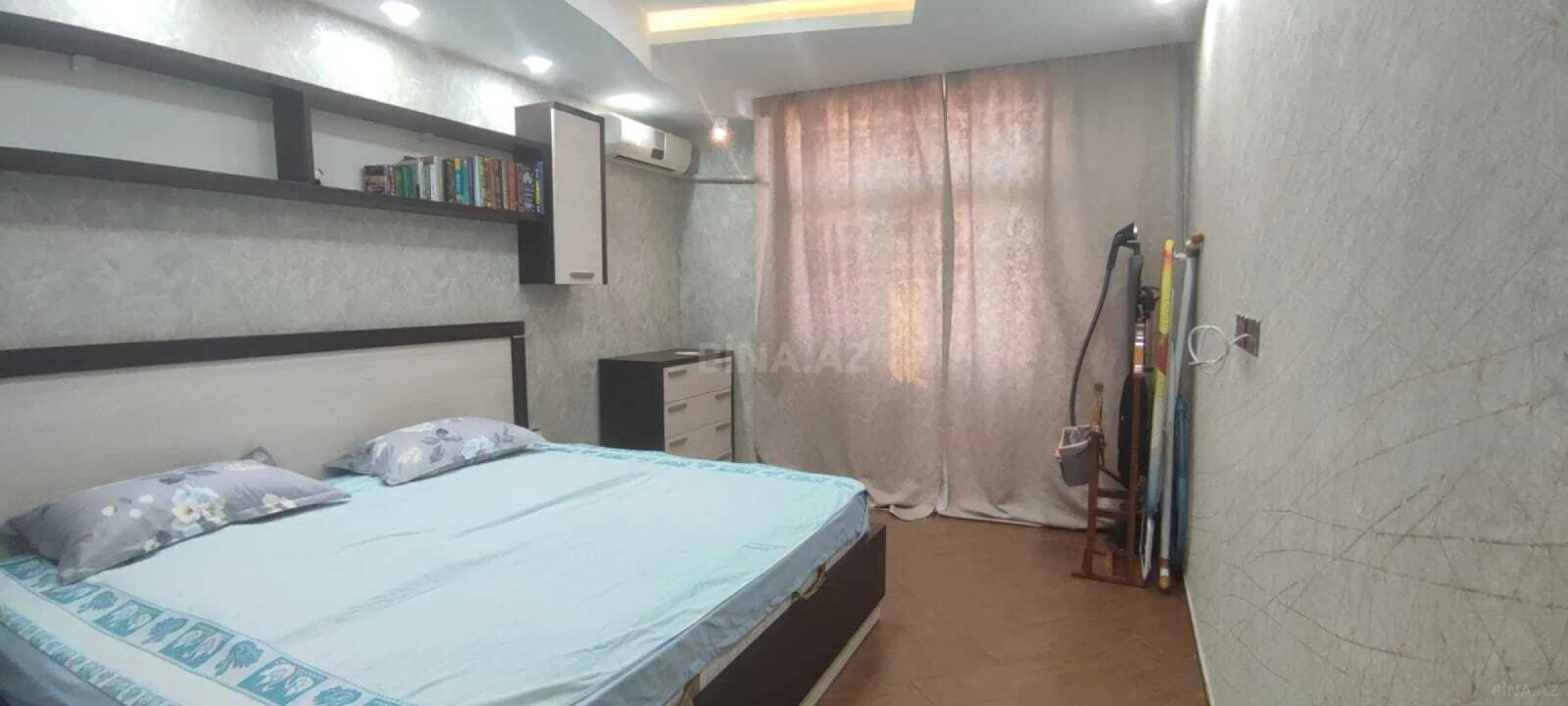 Satılır 3 otaqlı mənzil 124 m²
