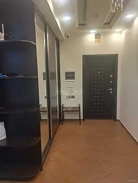 Satılır 3 otaqlı mənzil 124 m²