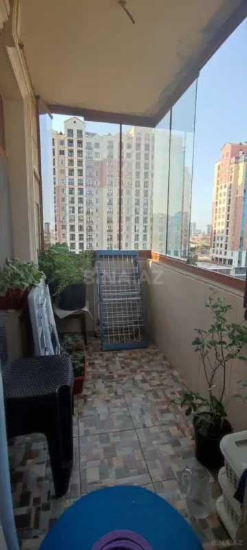 Satılır 3 otaqlı mənzil 124 m²