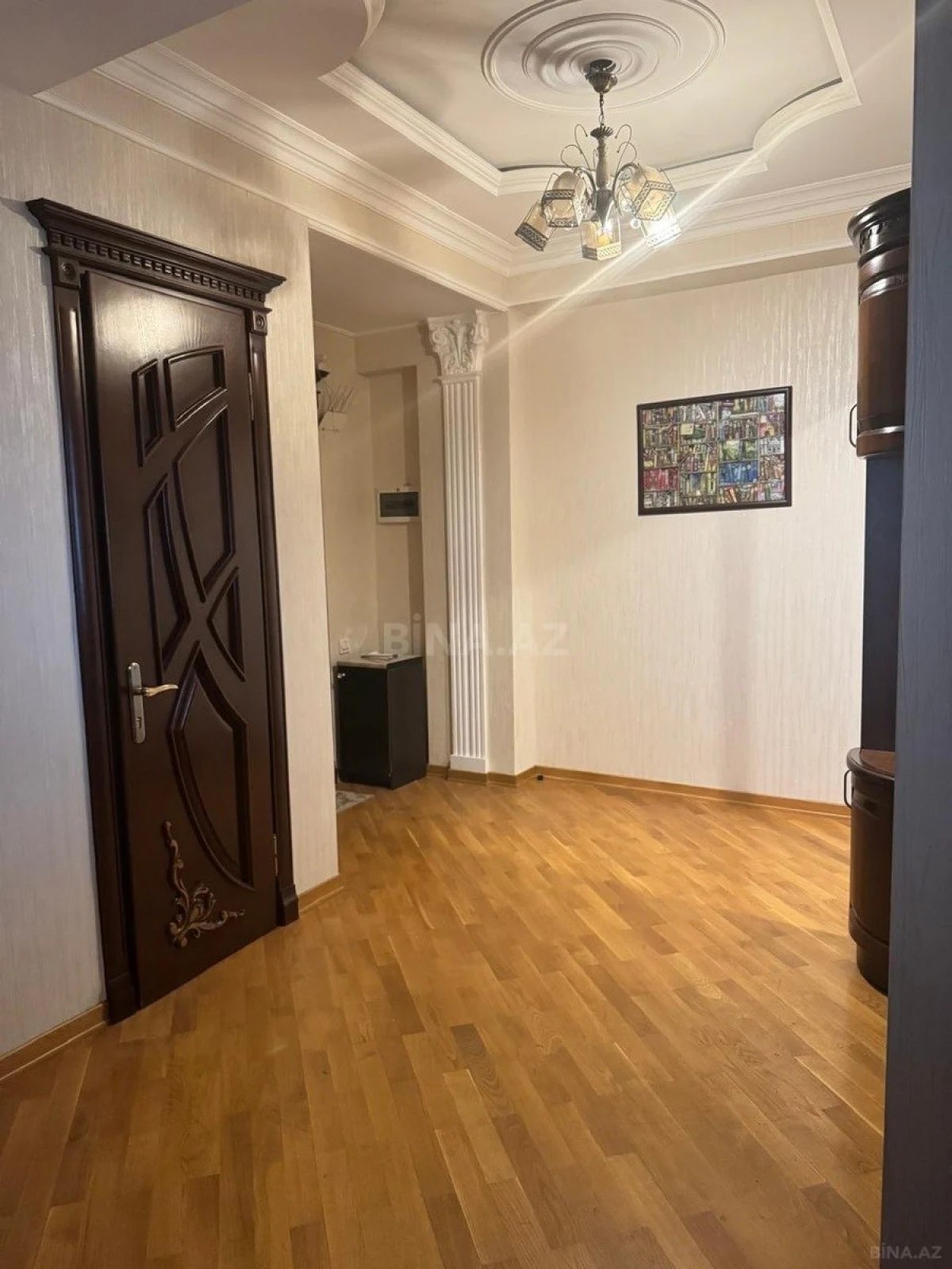Satılır 2 otaqlı mənzil 92 m²