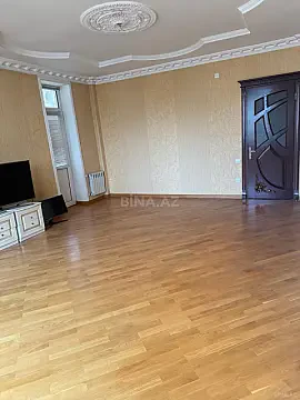 Satılır 2 otaqlı mənzil 92 m²